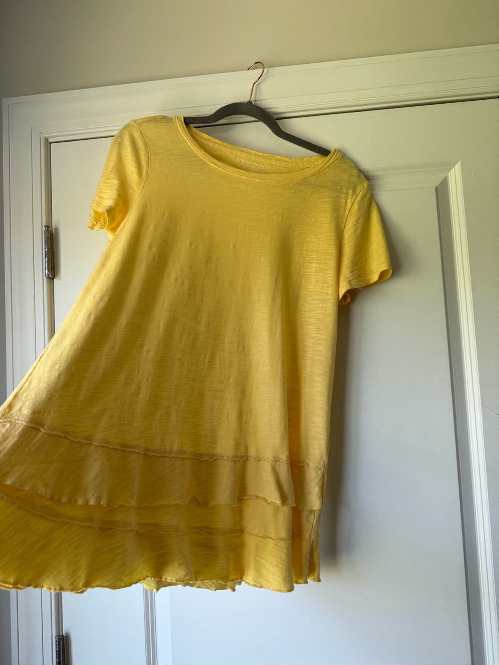 Soft Surroundings Yellow Short-Sleeve Ruffle-Hem Women's Tunic Top, Size Medium